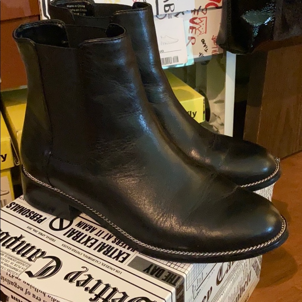 Women boots